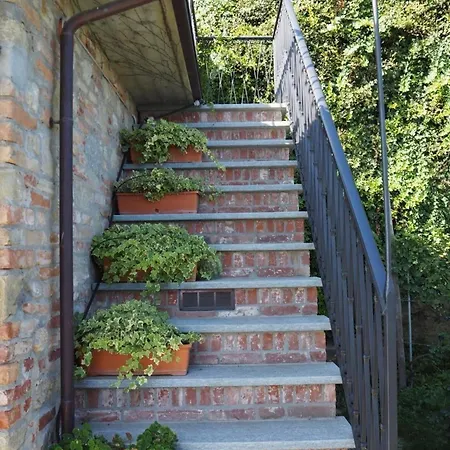 In Mit Garten Lejlighed Verduno